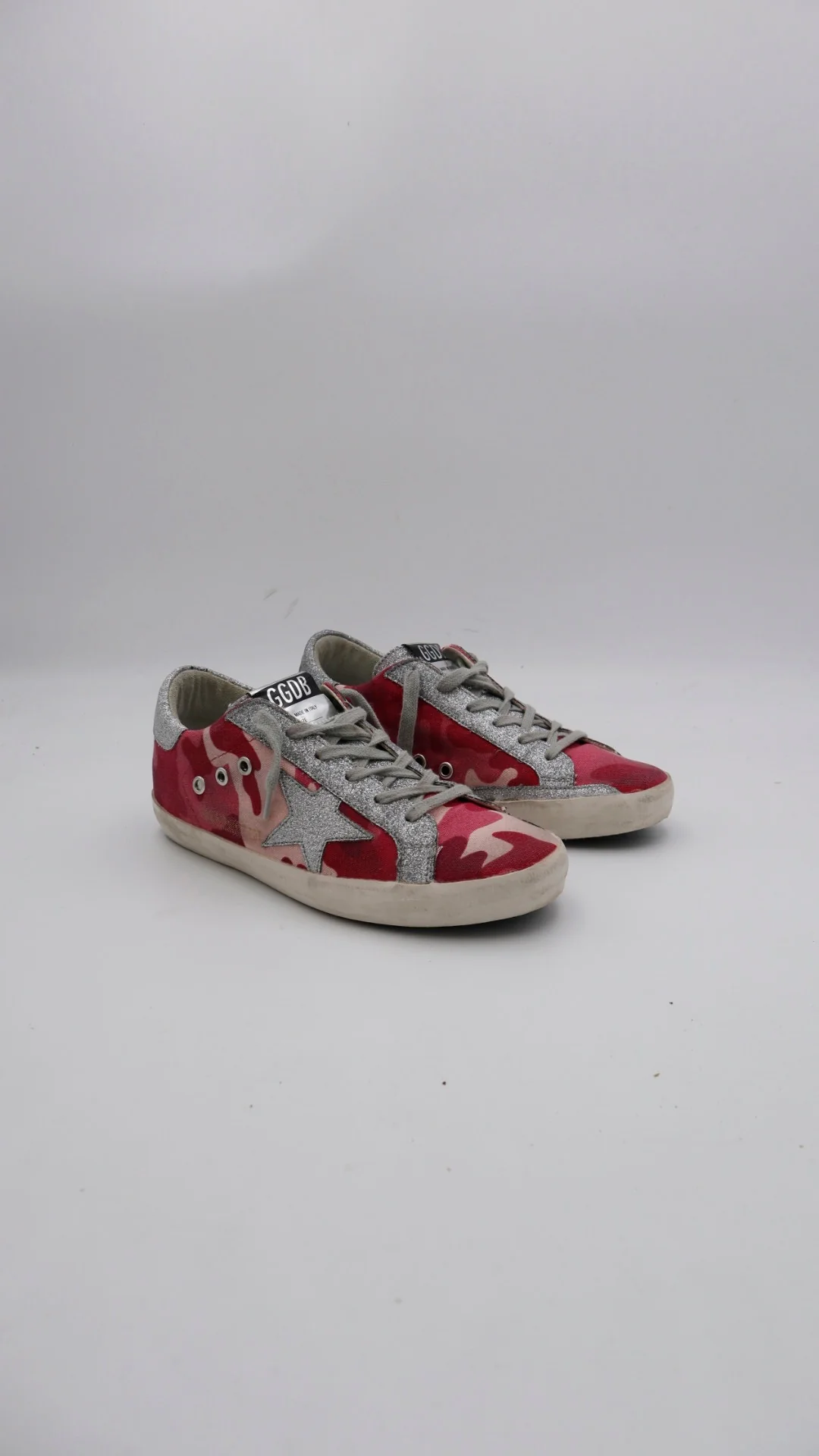 Golden Goose Superstar 2