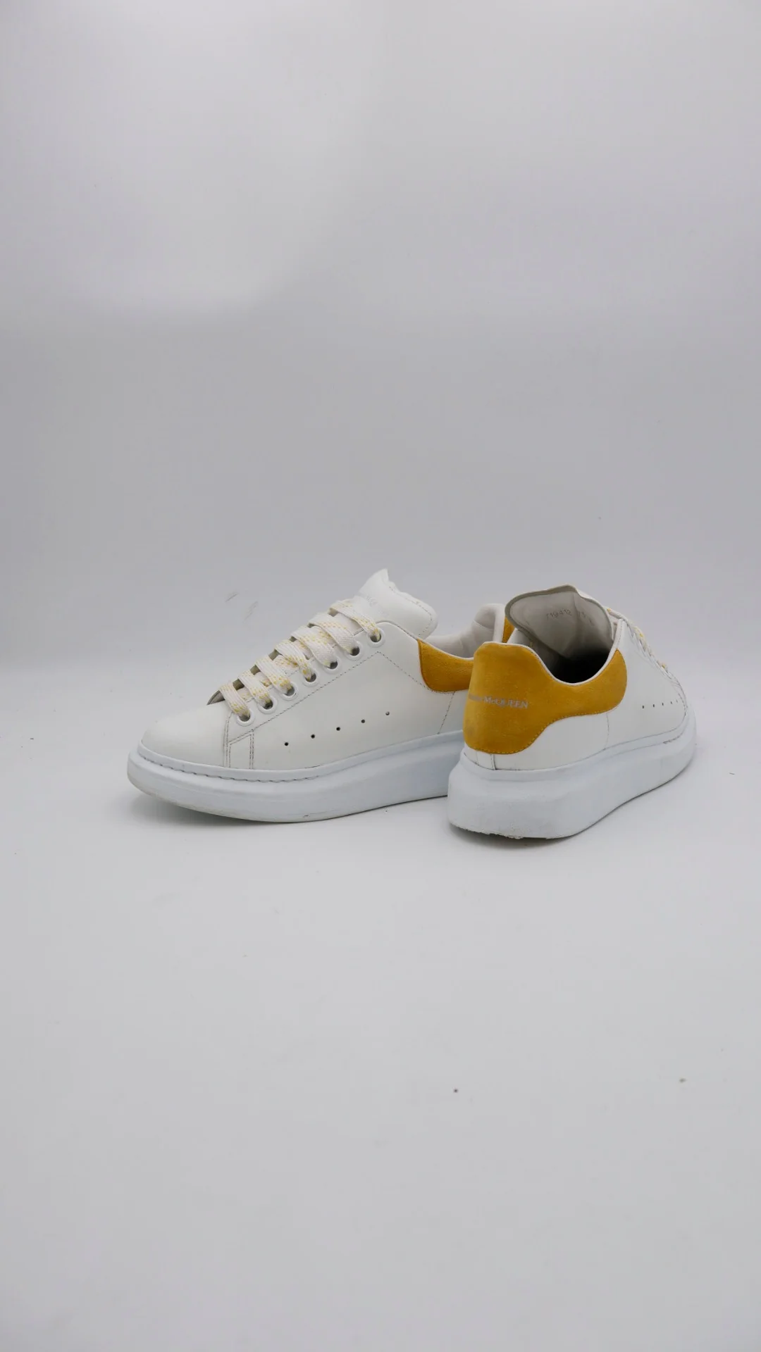 Mcqueen Gamuza 5