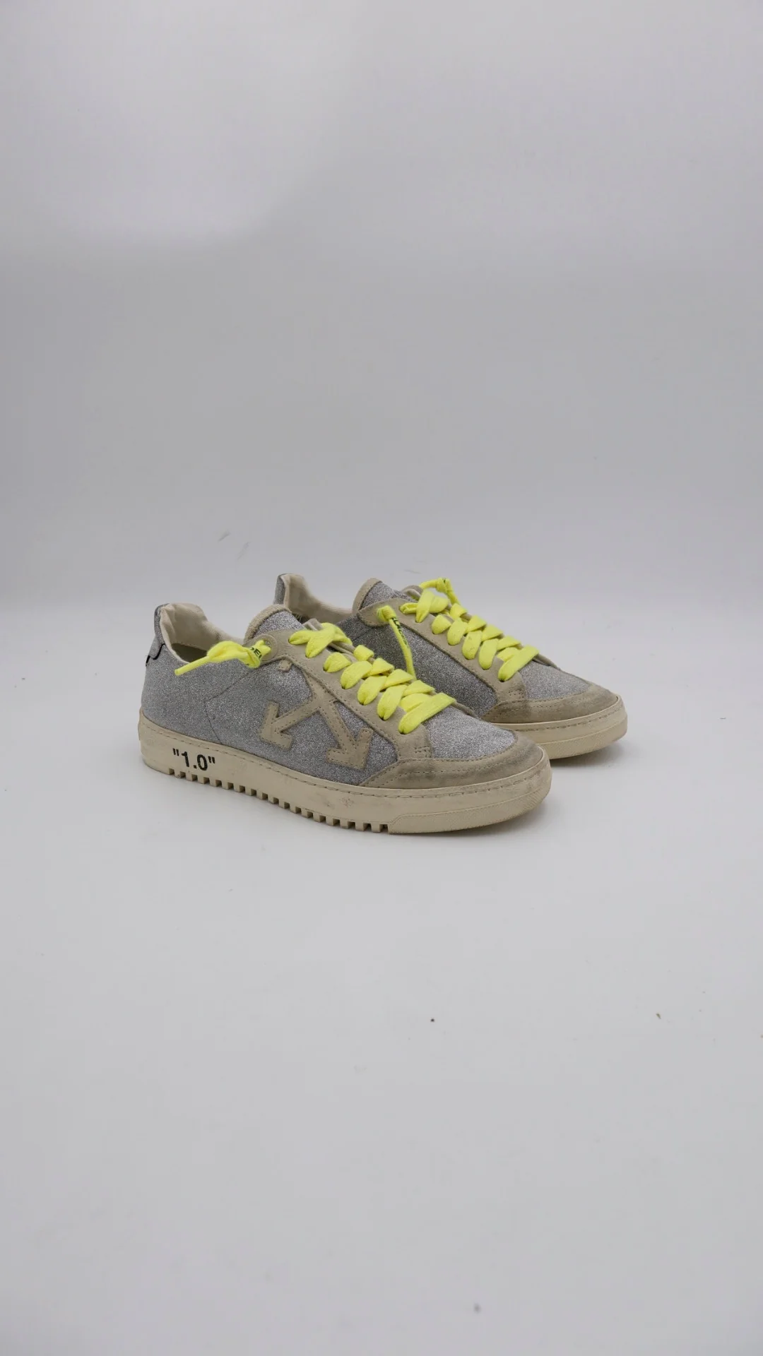 Off White Vulc Glitter  2