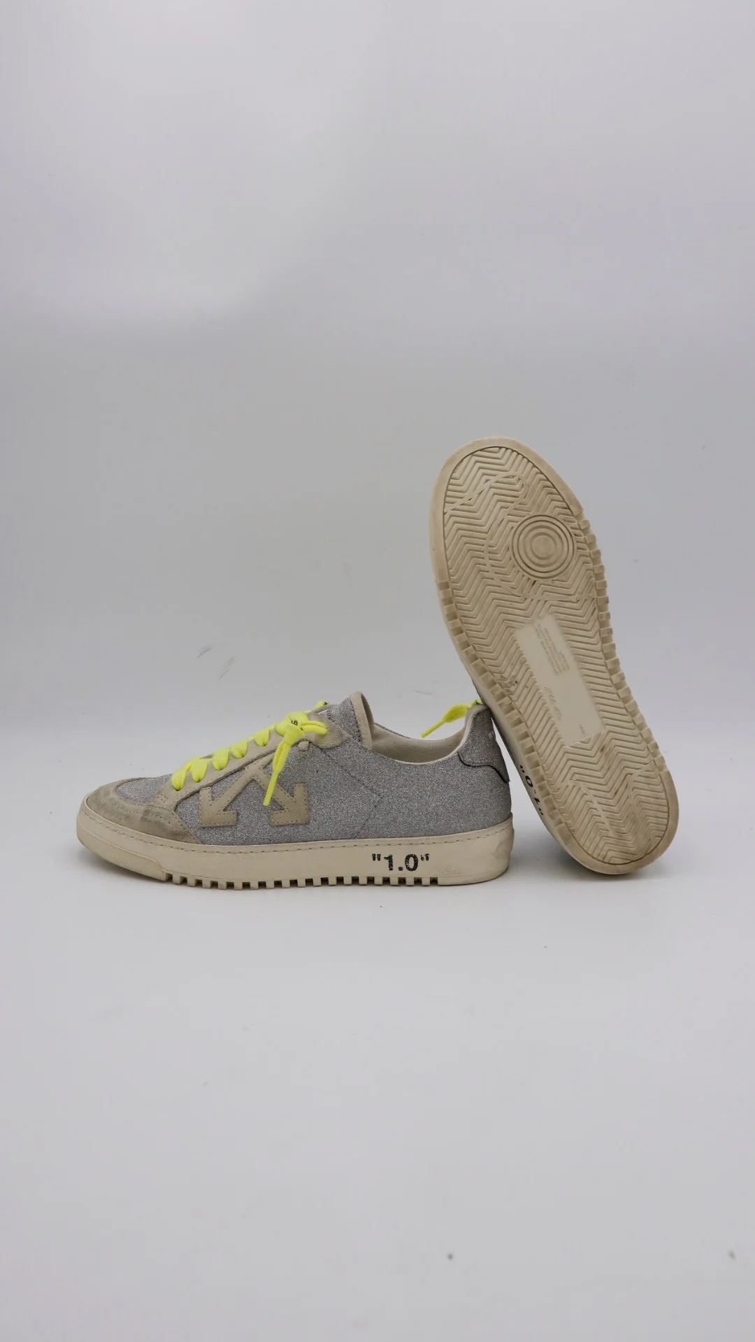 Off White Vulc Glitter  6