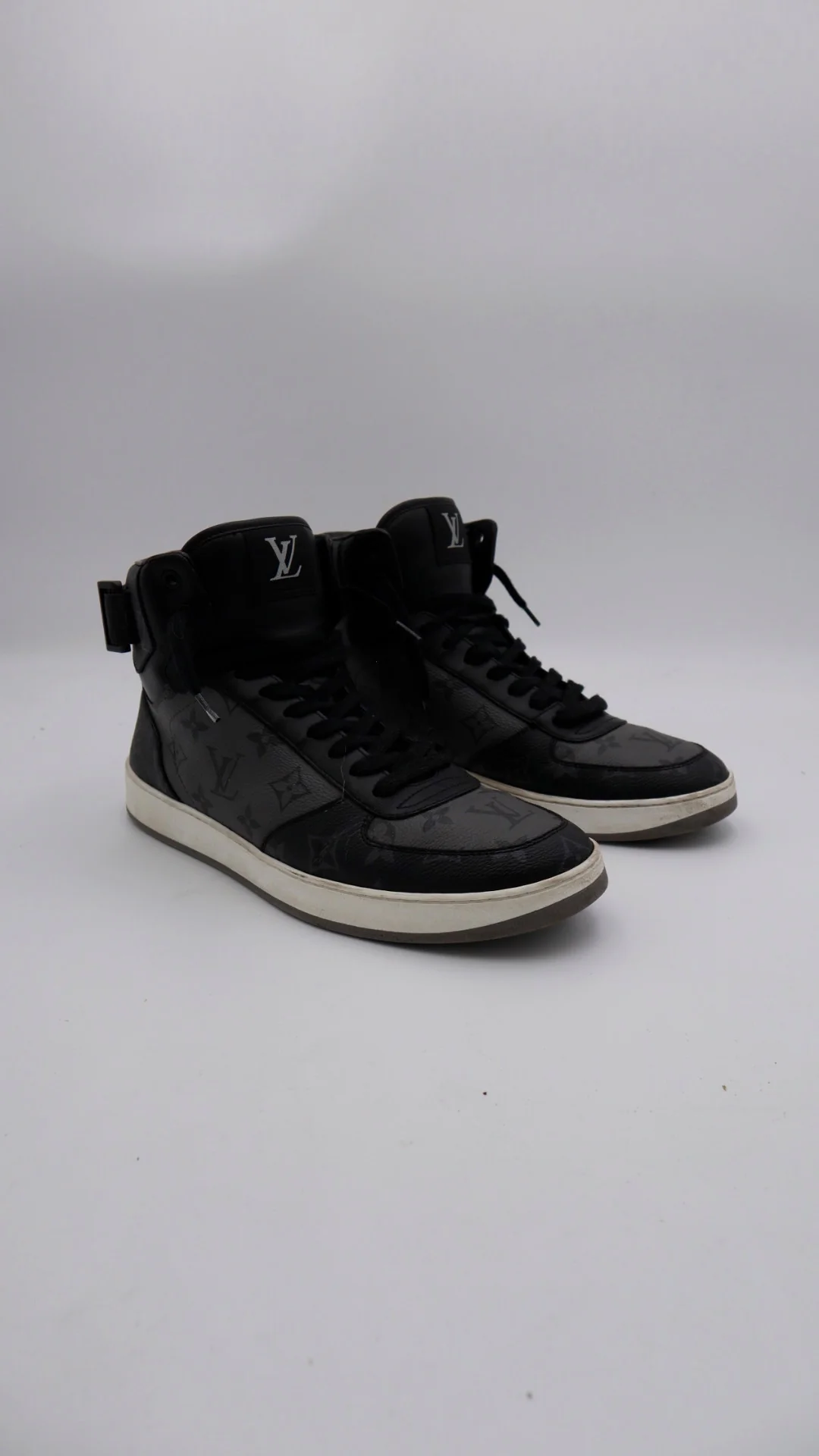Louis Vuitton Rivioli High  2