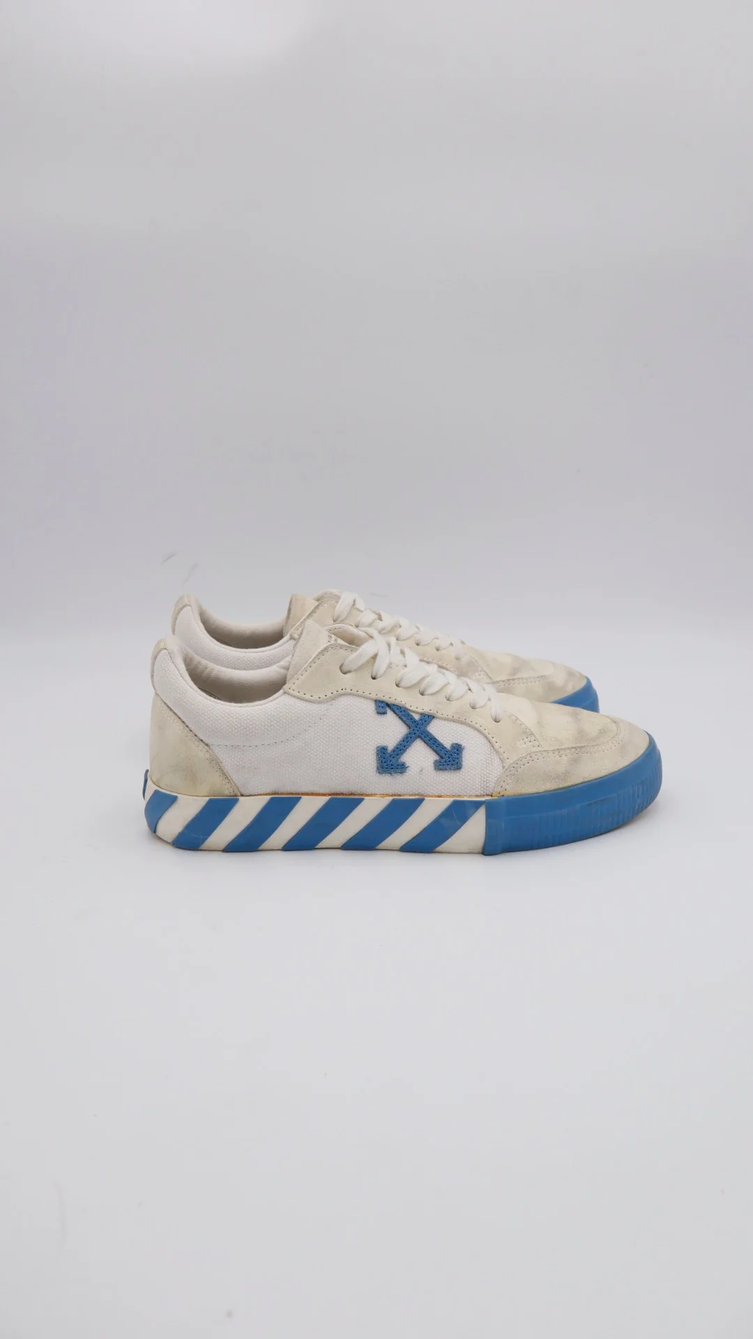 Off Vulc White Blue