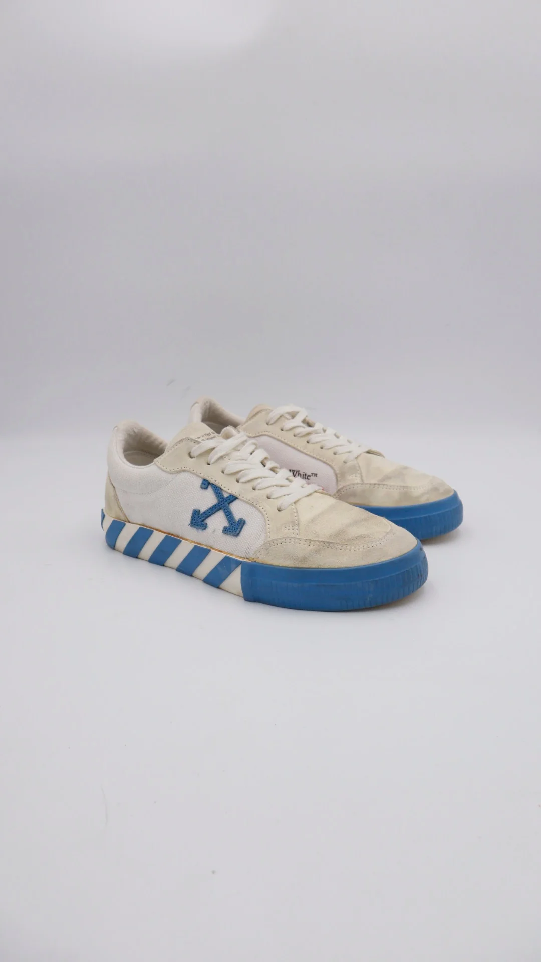 Off Vulc White Blue 2