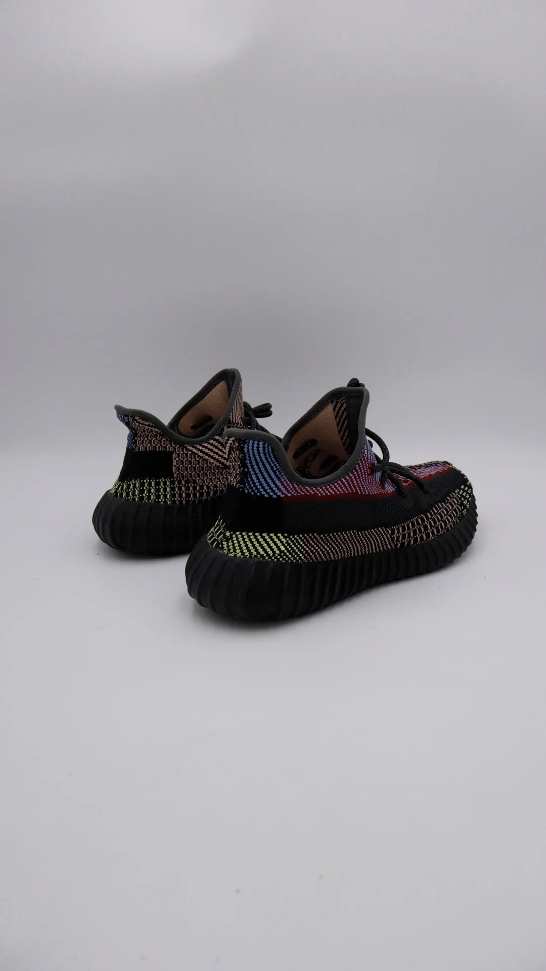 Yeezy 350 Yecheil 3