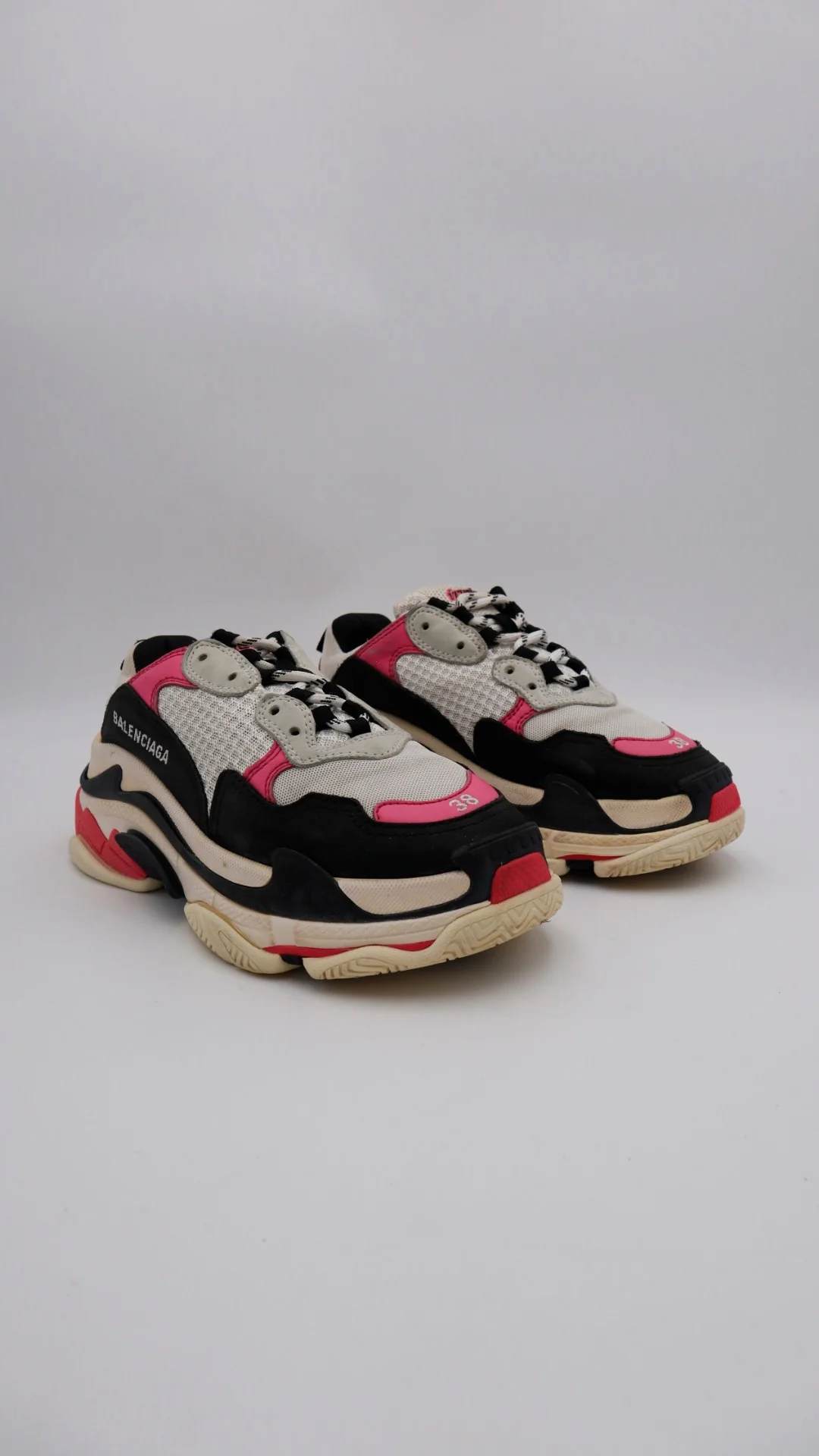 Balenciaga Triple S 