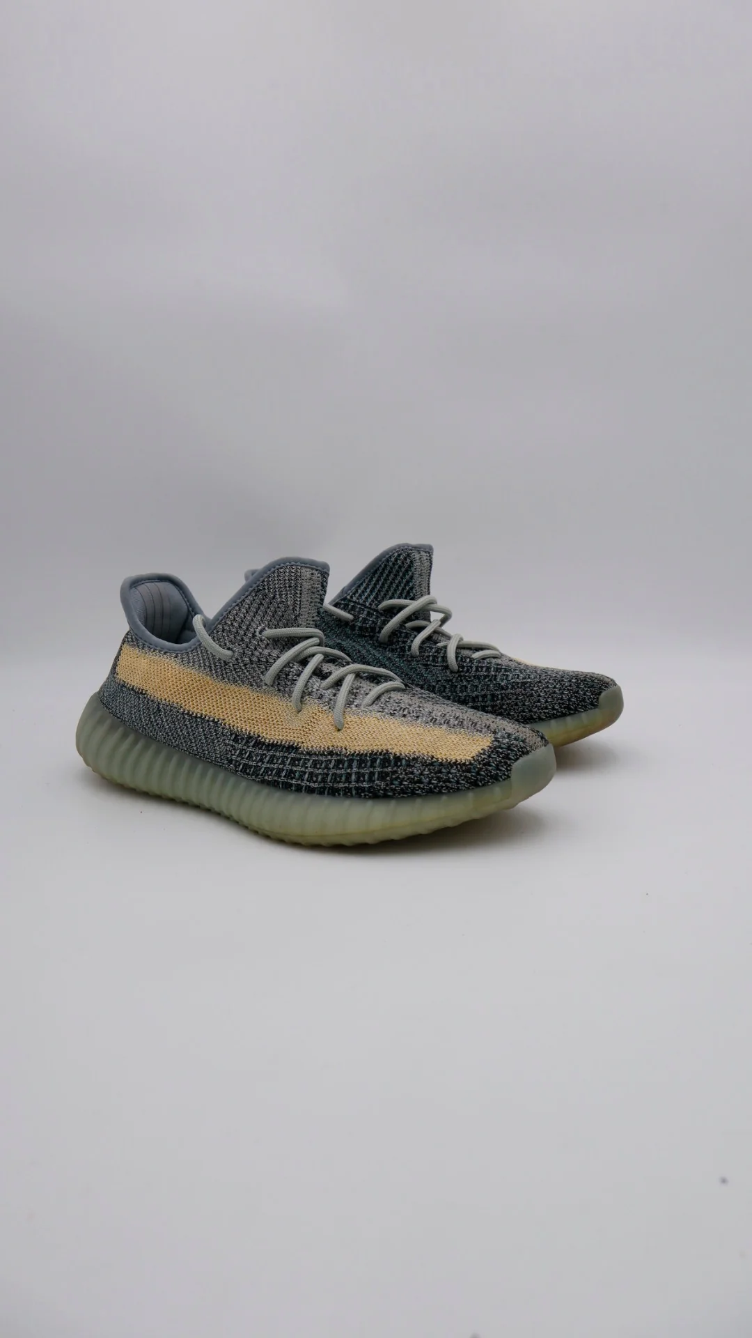 Yeezy 350 Ash Blue  2
