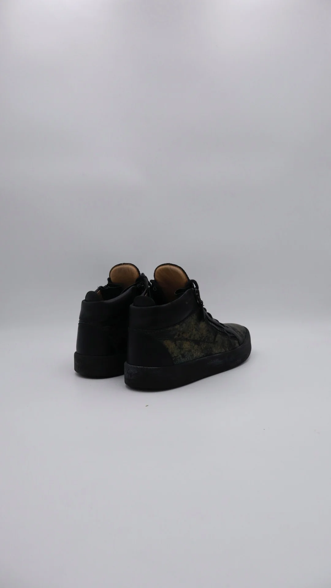 Giuseppe Zanotti 3