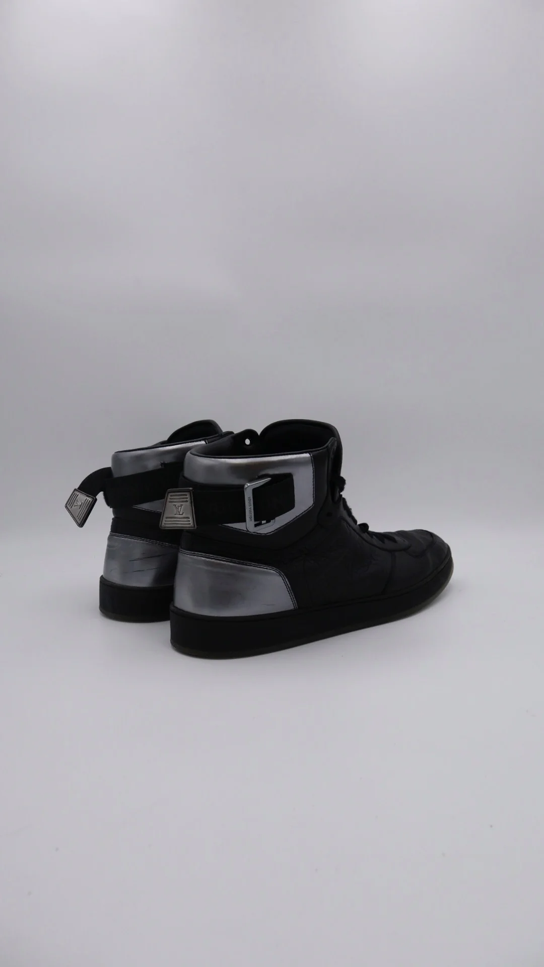 Louis Vuitton Rivioli High 3
