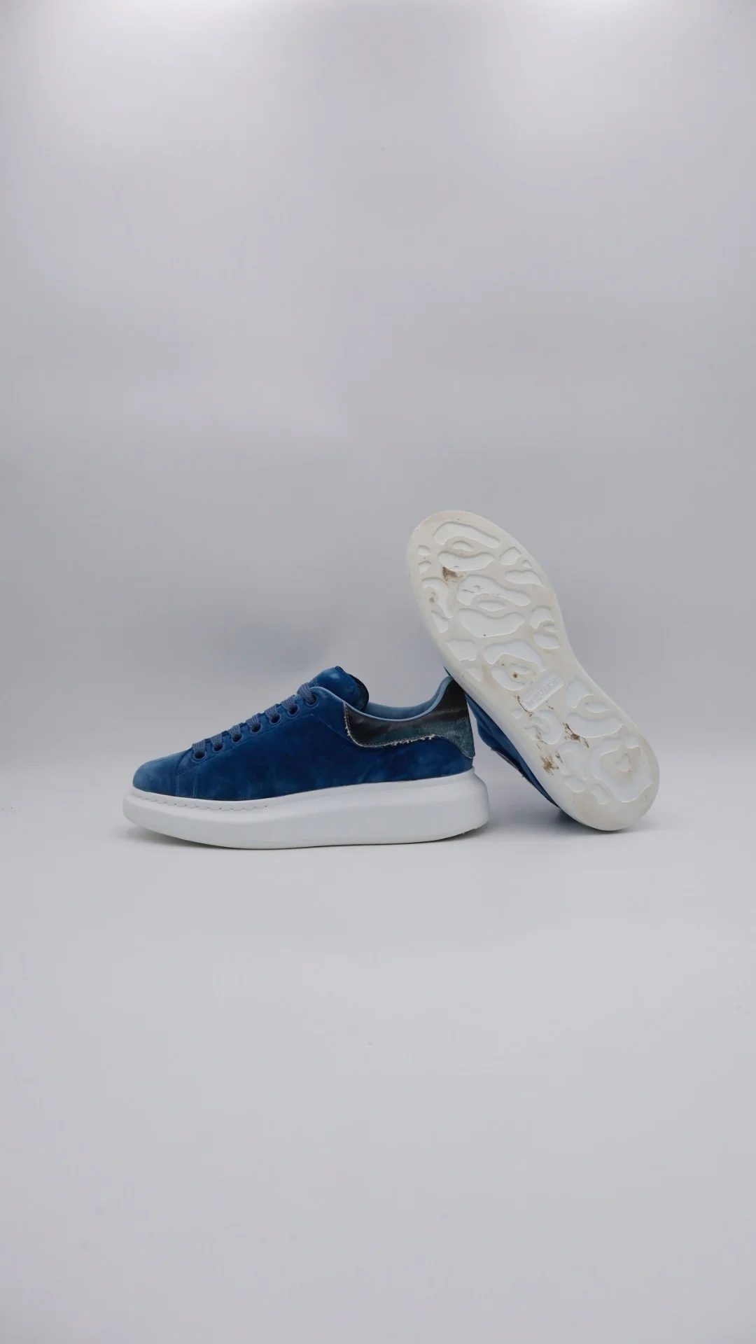 Mcqueen Blue N White 5