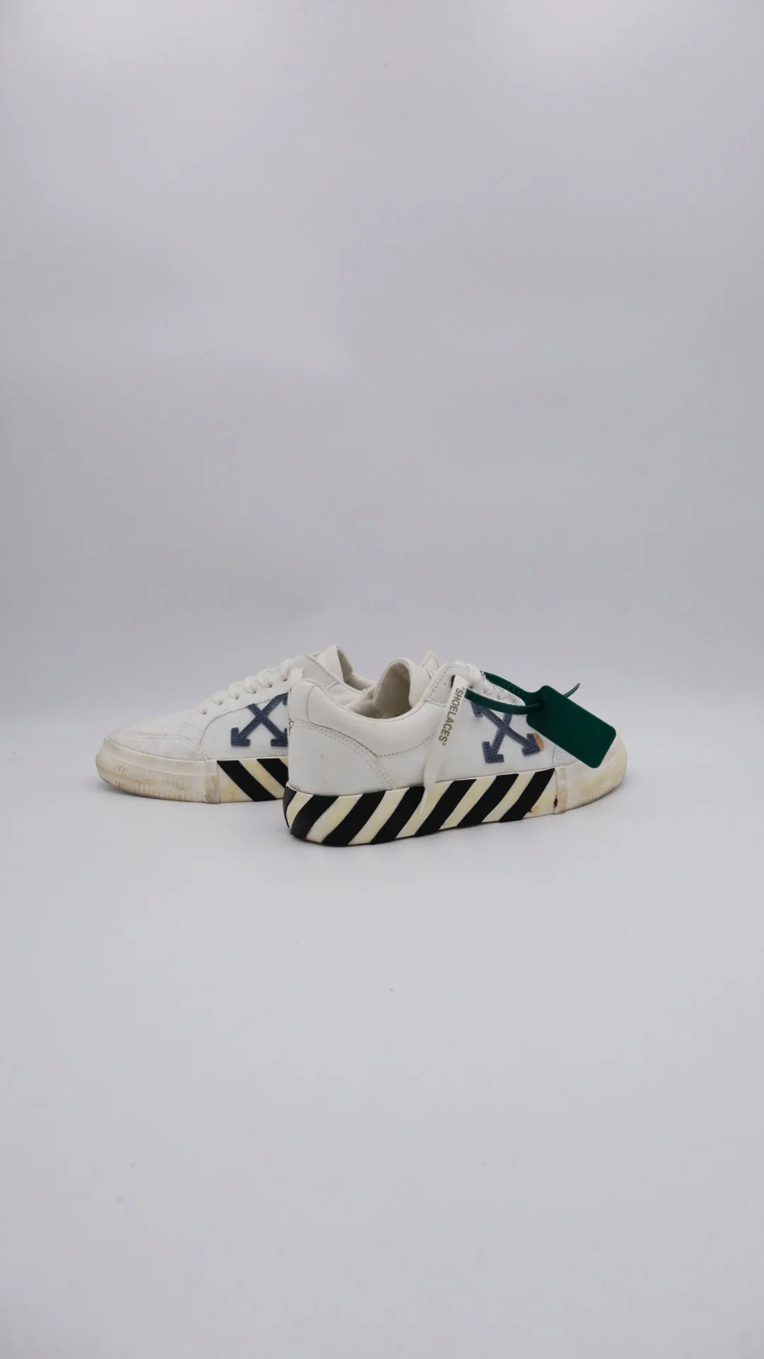 Off Vulc Low 4