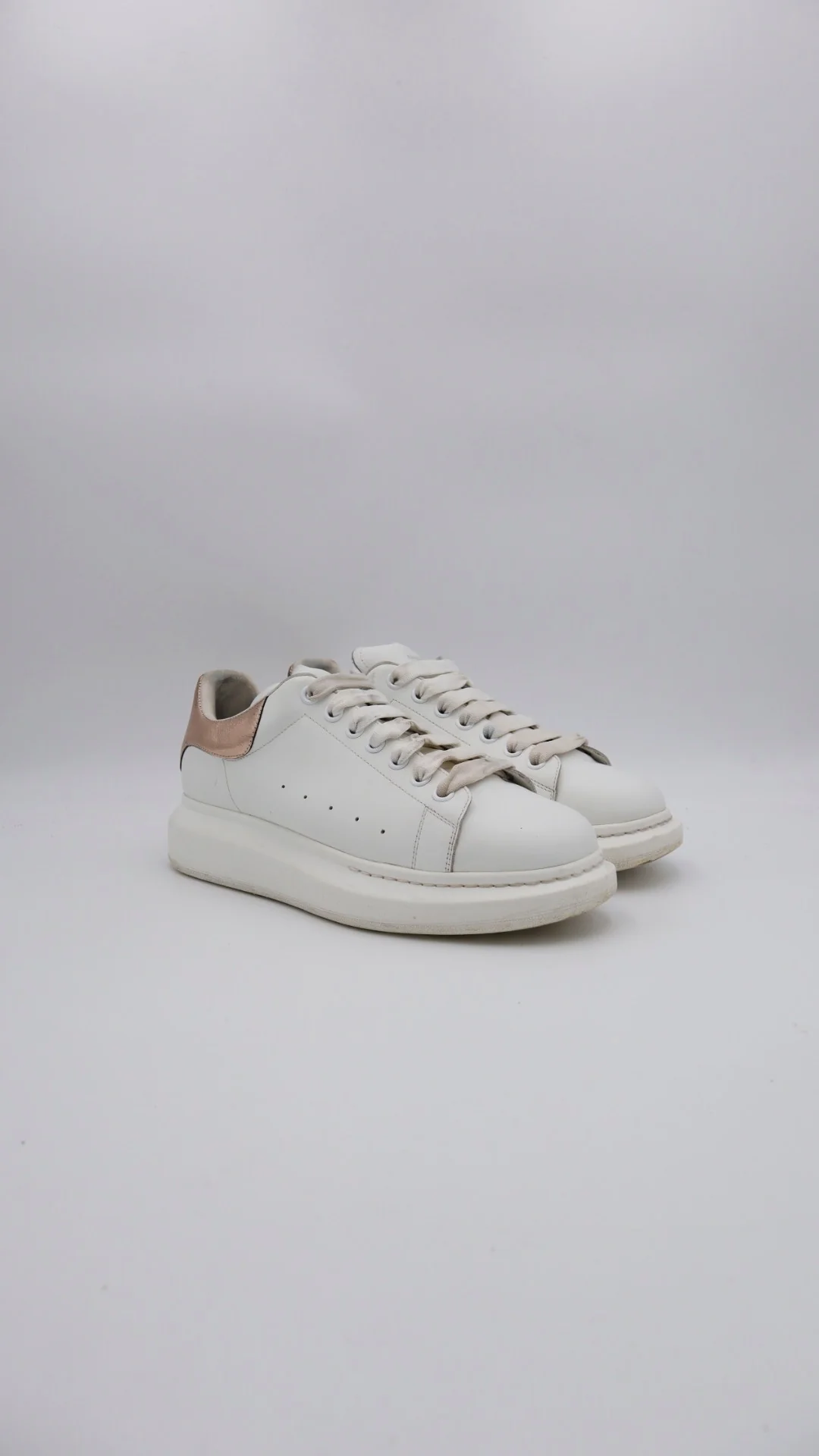 Mcqueen White Gold 2