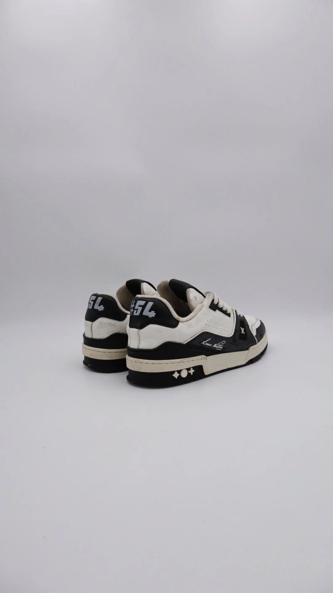 Louis Vuitton Trainer  3