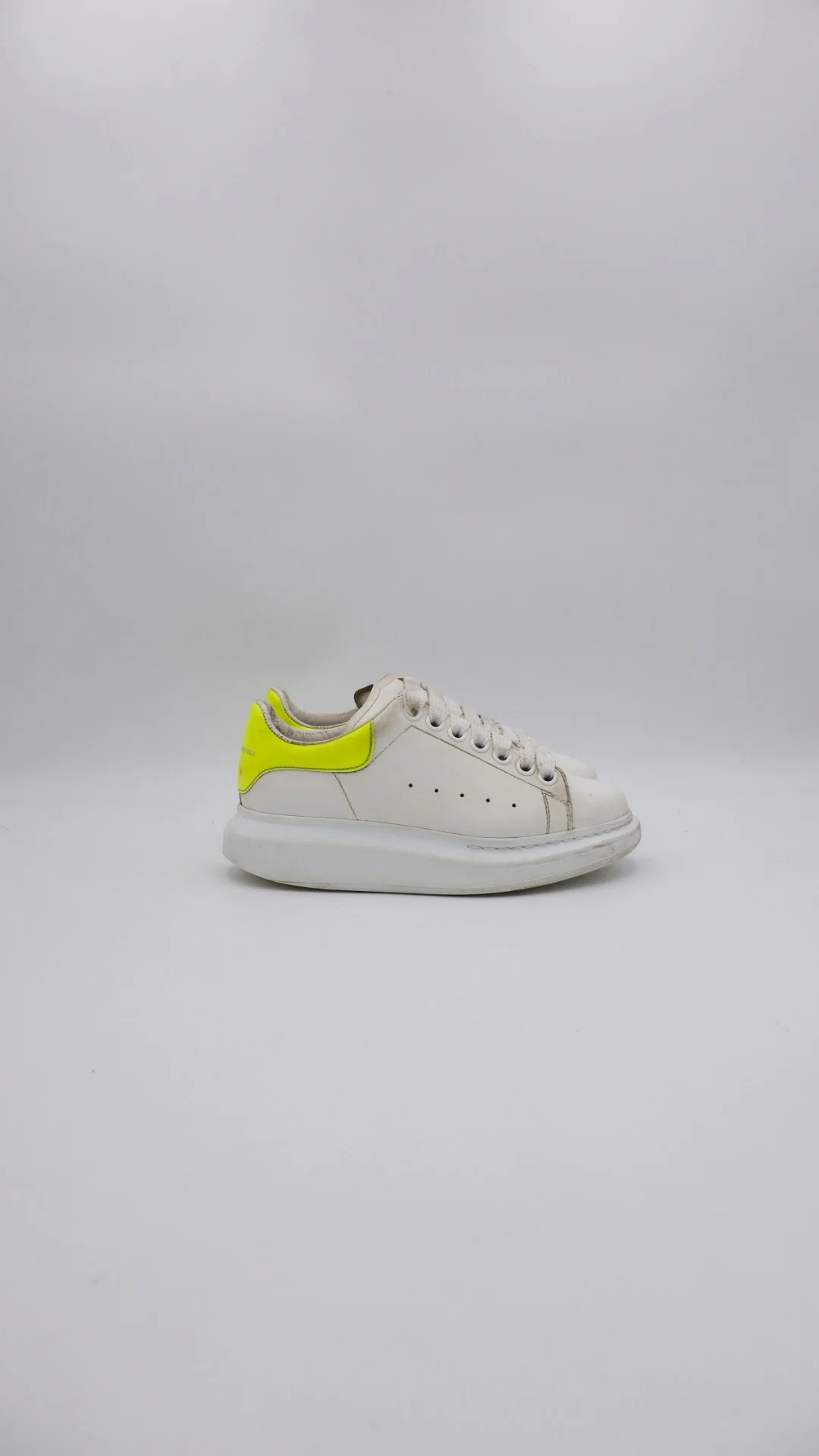 Mcqueen White Yellow