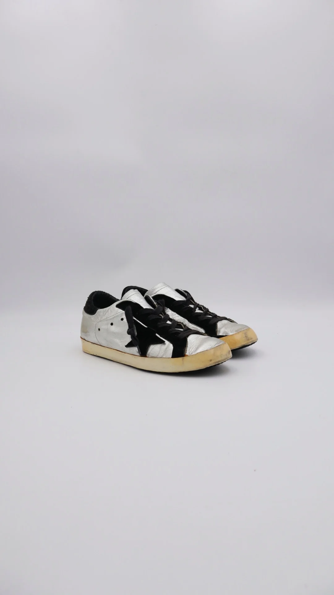 Golden Goose Superstar  2