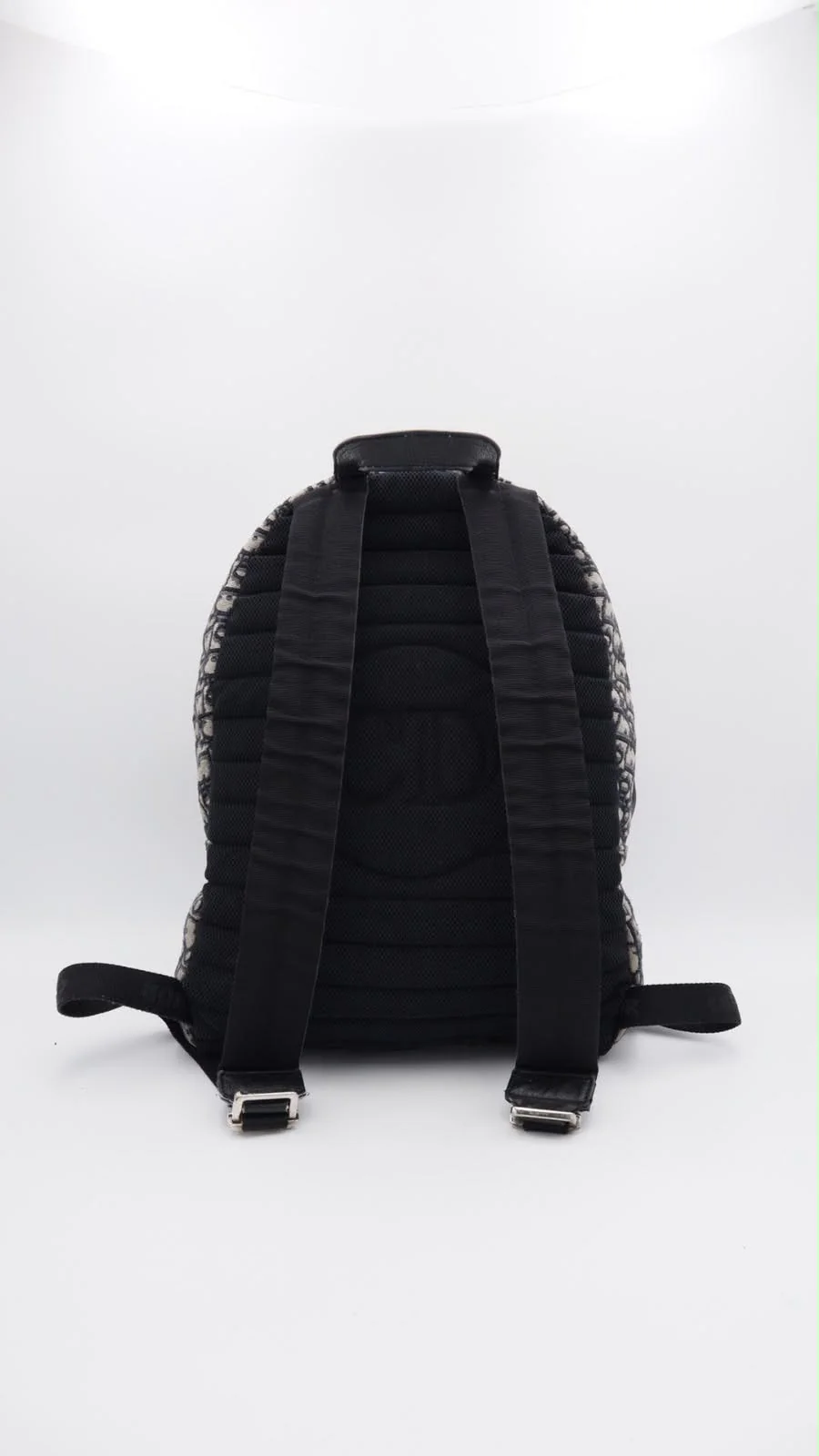 Mochila Dior Monogram 2