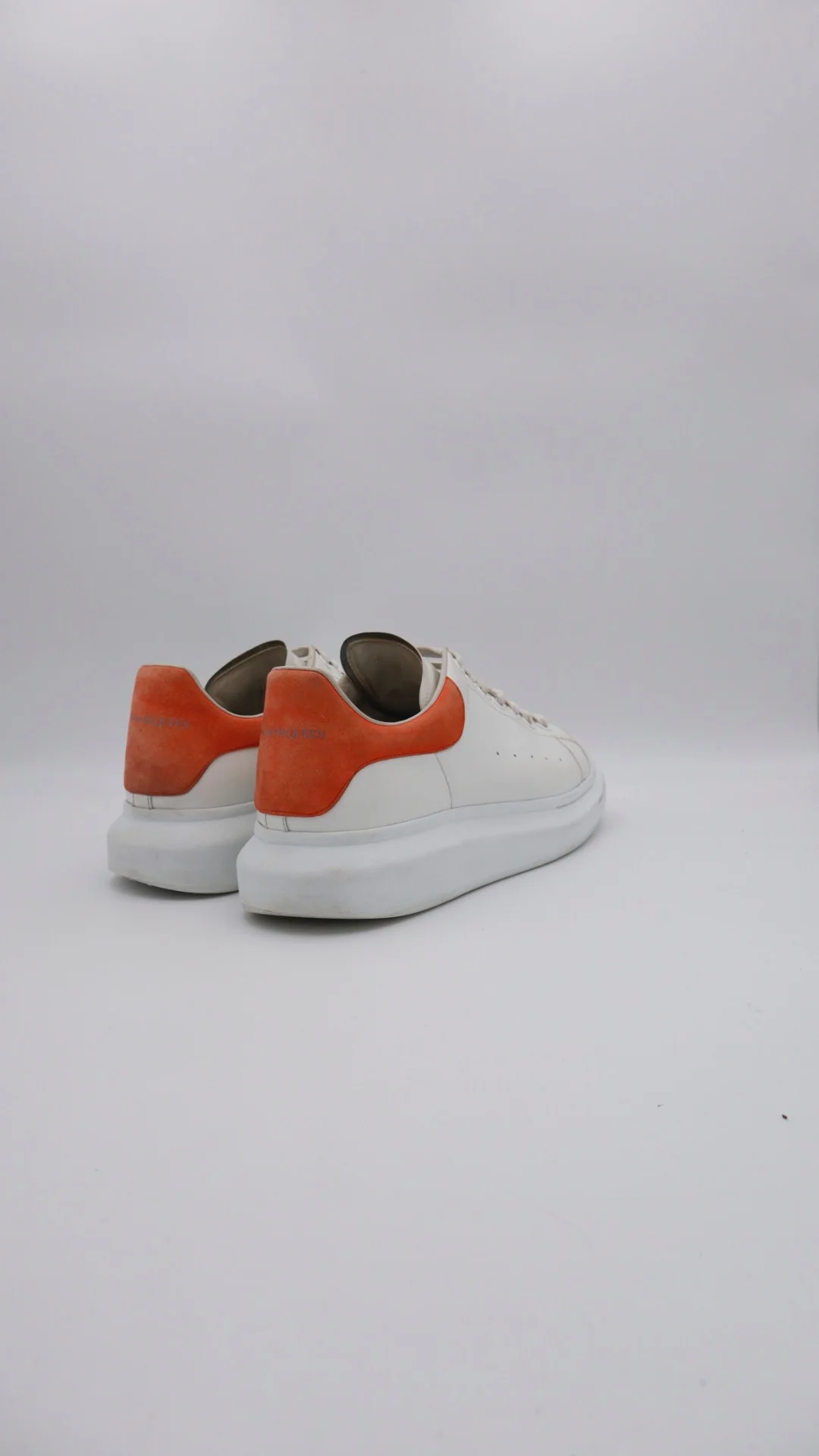 Mcqueen Gamuza  3