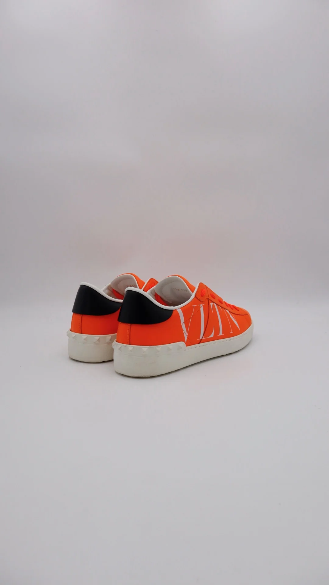 Valentino Open 3