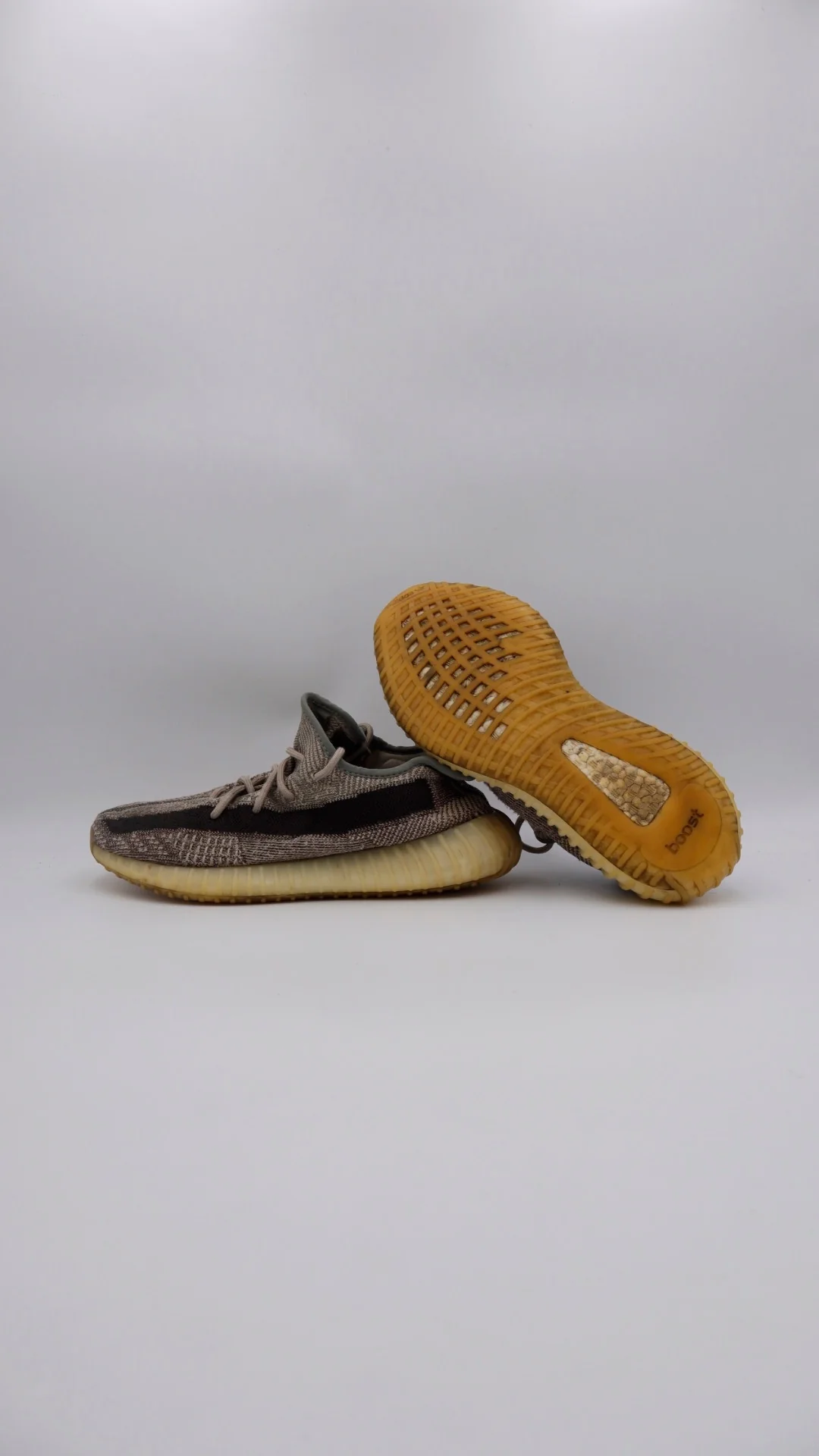 Yeezy 350 Zyon  6