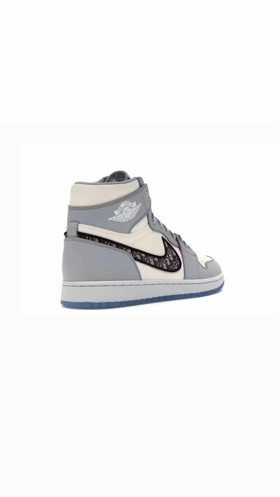 Jordan 1 Dior  4