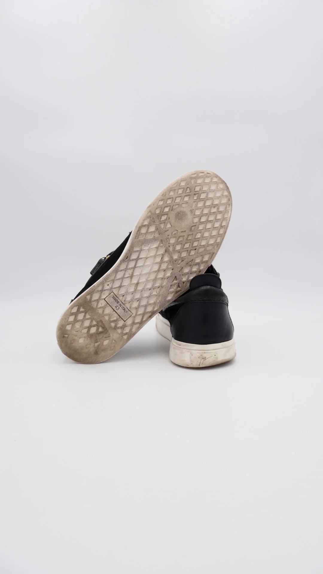 Giuseppe Zanotti #s0926 5